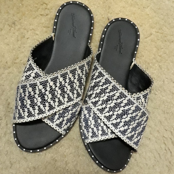 Universal Thread Flat Studded Sandals - Picture 2 of 4